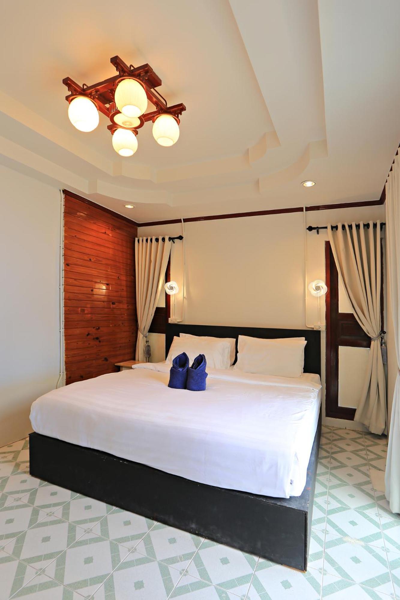 Giggling Tree Resort Koh Tao Exterior photo
