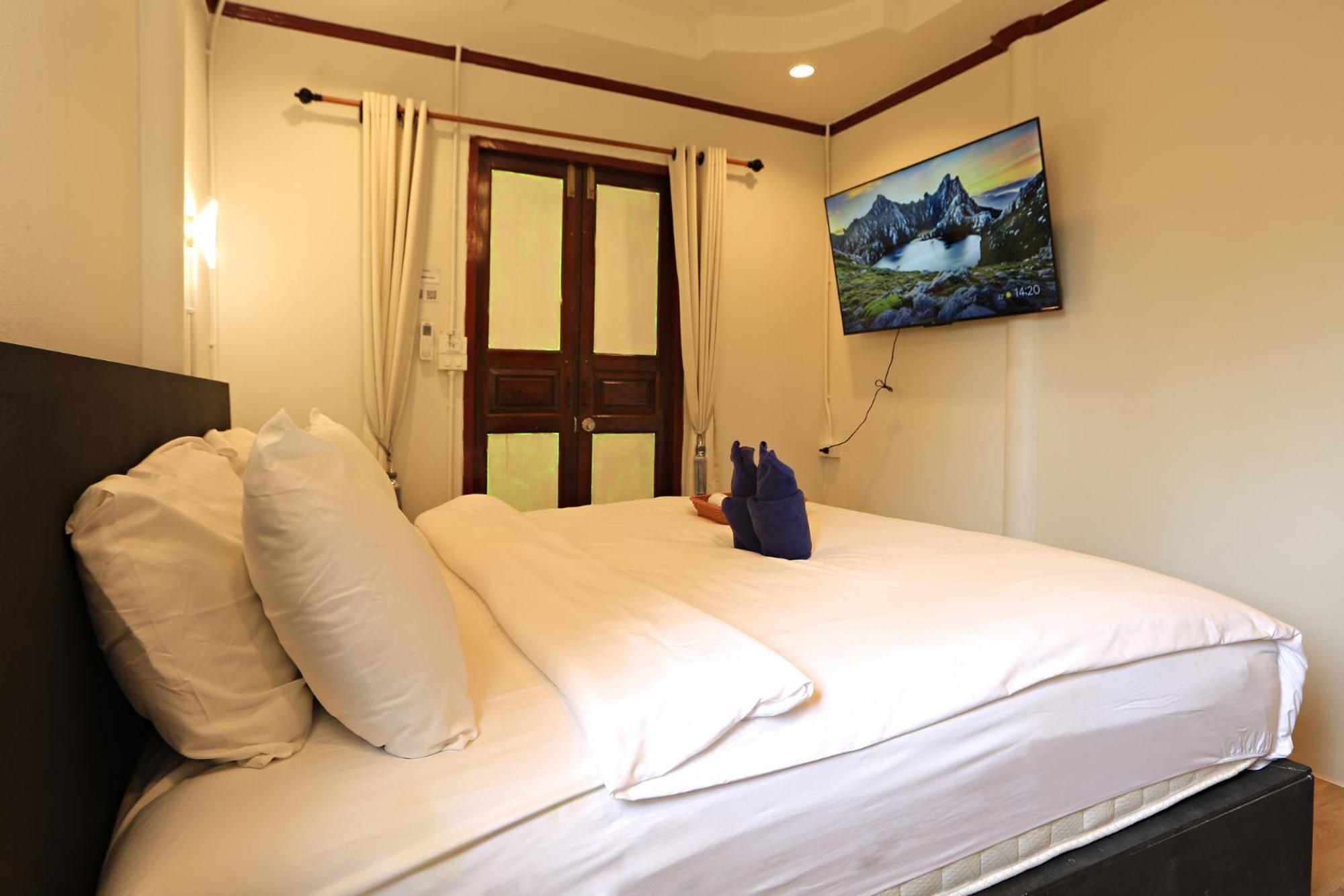 Giggling Tree Resort Koh Tao Exterior photo